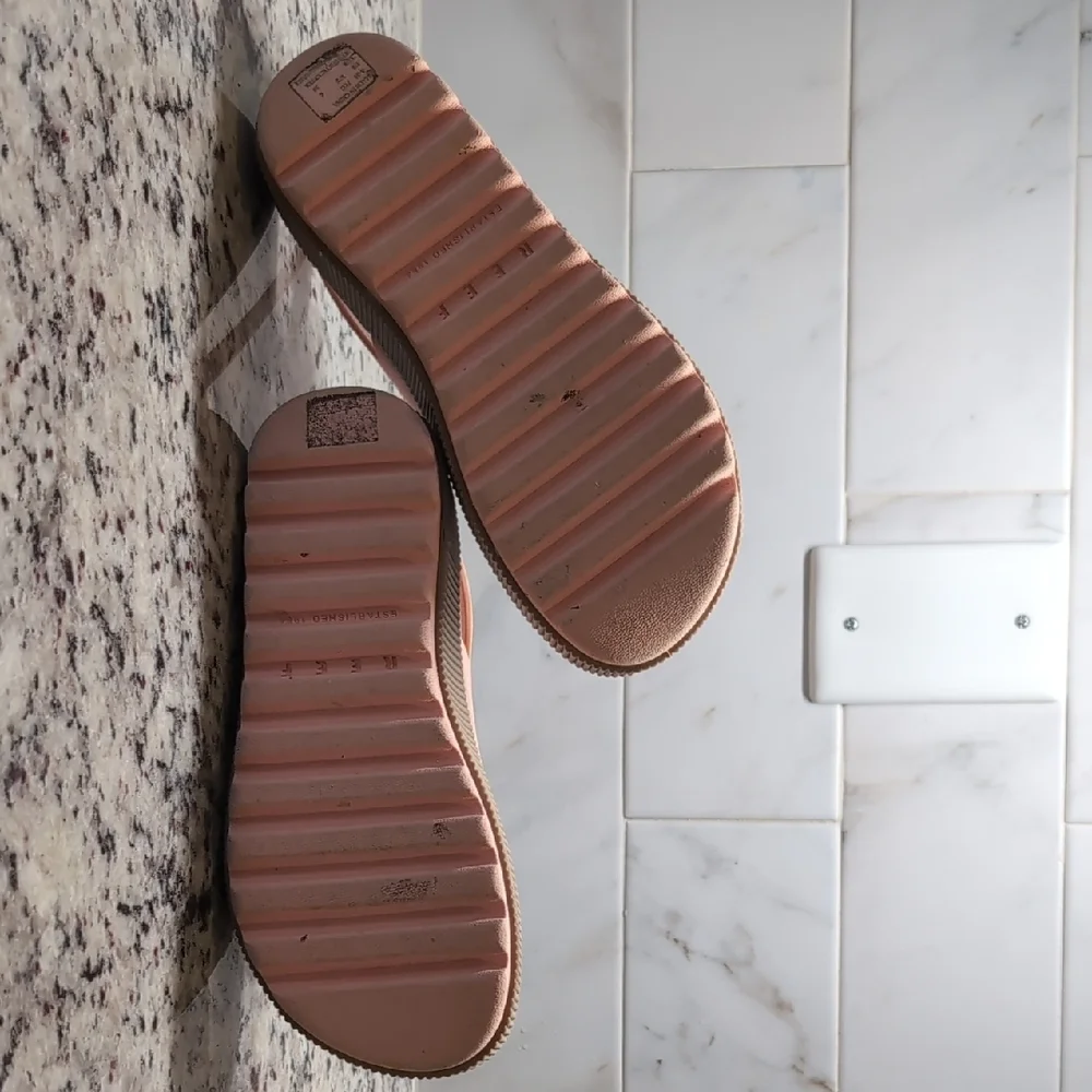 Reef Women's Blush Pink Platform Sandals - Picture 3 of 5